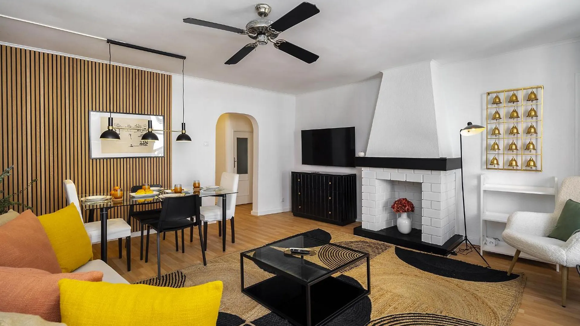 Whome Stylish Family Residence In The Heart Of Chiado Lizbona